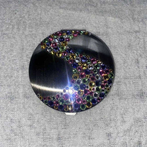MONTBLEU Swarovski compact mirror - Picture 1 of 5